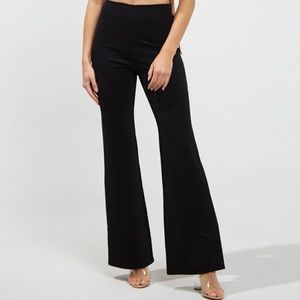 🎁 NWOT ~ A Closet Staple!Black Fitted Pants, hidden back Zipper, Boot Cut Flare